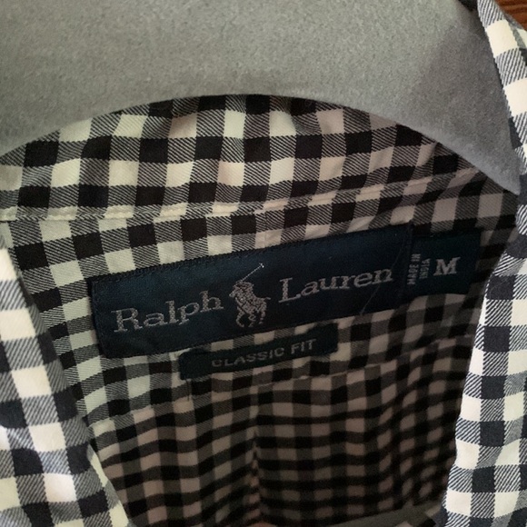 Ralph Lauren sports shirt. - Picture 2 of 4